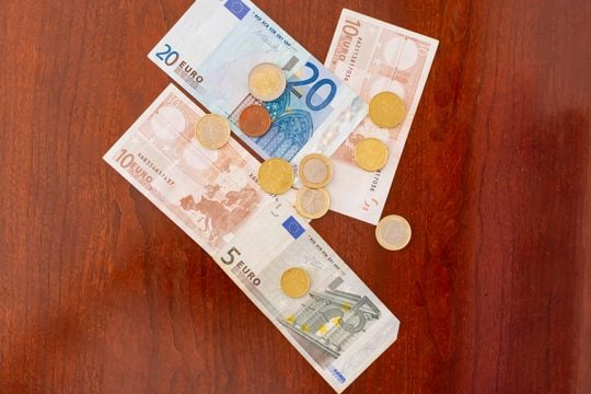 euros ftoxeia